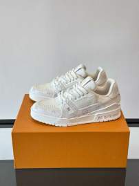 Picture of Louis Vuitton Shoes _SKULVsz38-45jyh051615854